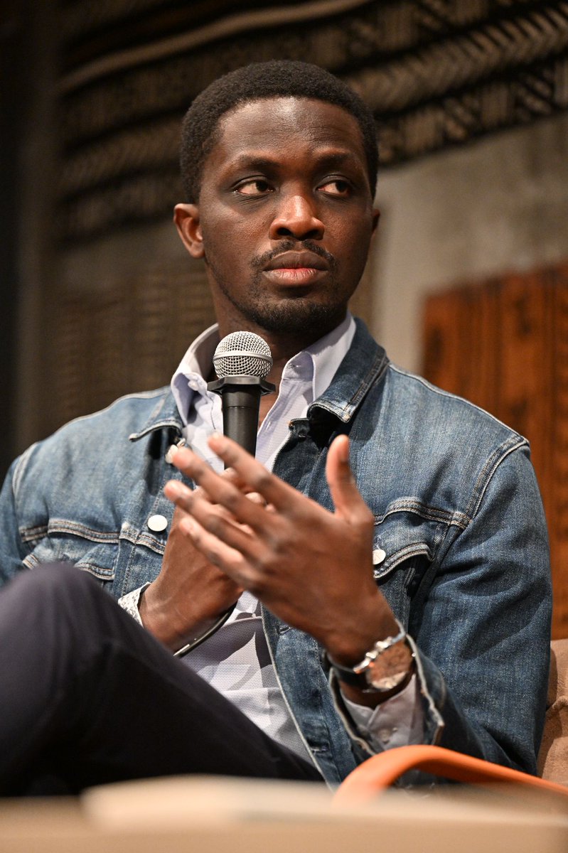 AtlantideNantes's tweet photo. Grande rencontre avec #mohamedmbougarsarr (Prix Goncourt 2021).

"Tous les livres doivent répondre à une nécessité profonde."

#atlantide2022 #festival #nantes #litterature #lecture #ecriture

@EdPhilippeRey

Coproduction @lelieuunique et @LaCiteCongres

📸 @MichaelMeniane https://t.co/ZyWcGrBR0X