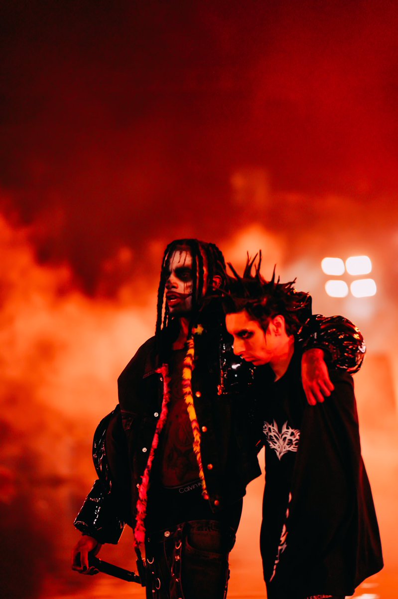 29files's tweet photo. 📸: @331DES #playboicarti https://t.co/GOy4E2m0KG