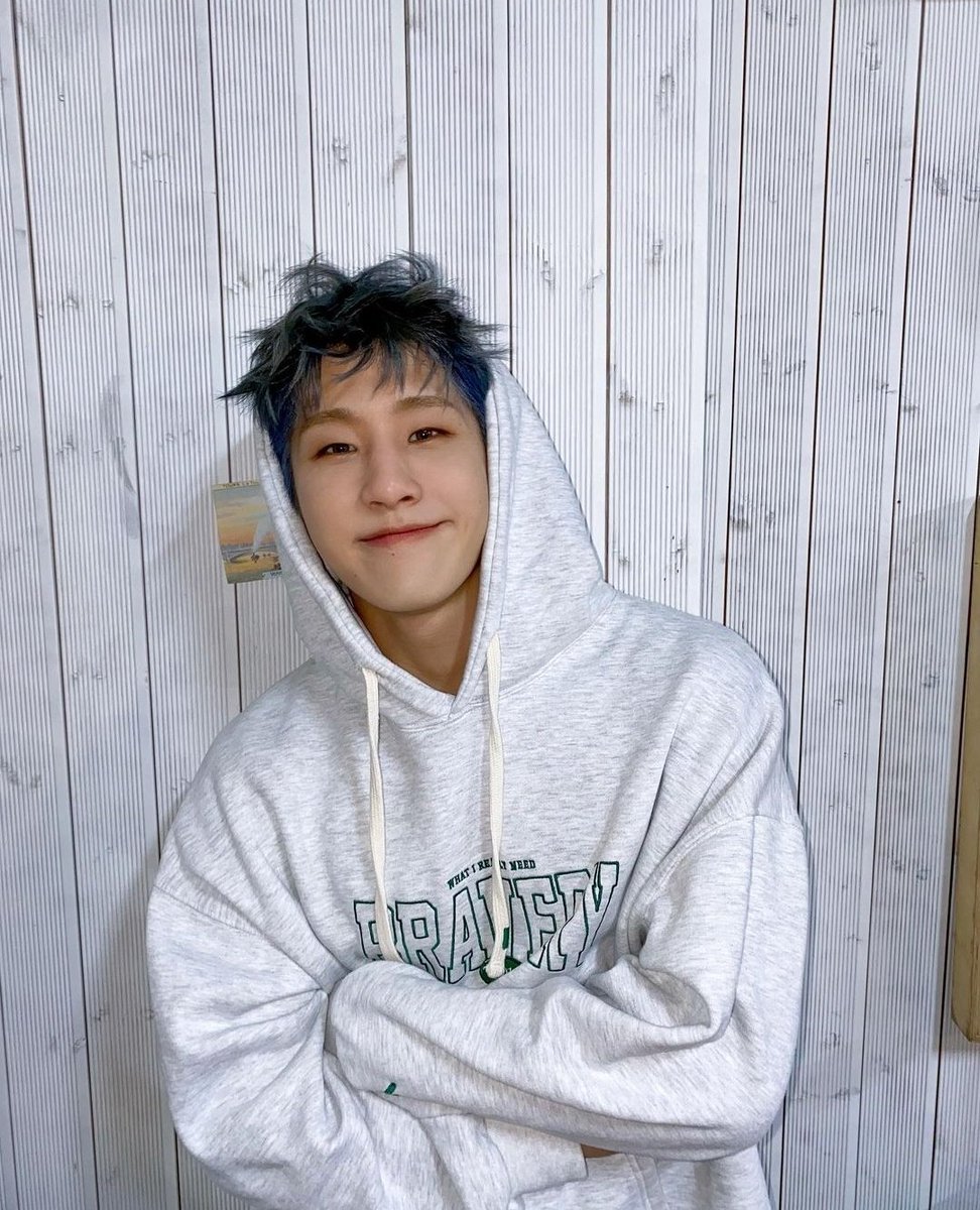 TellTaleLibrary's tweet image. It's freezing cold in here today!

Don't forget to stay warm and stop by for all things weird and odd!

[Theo]