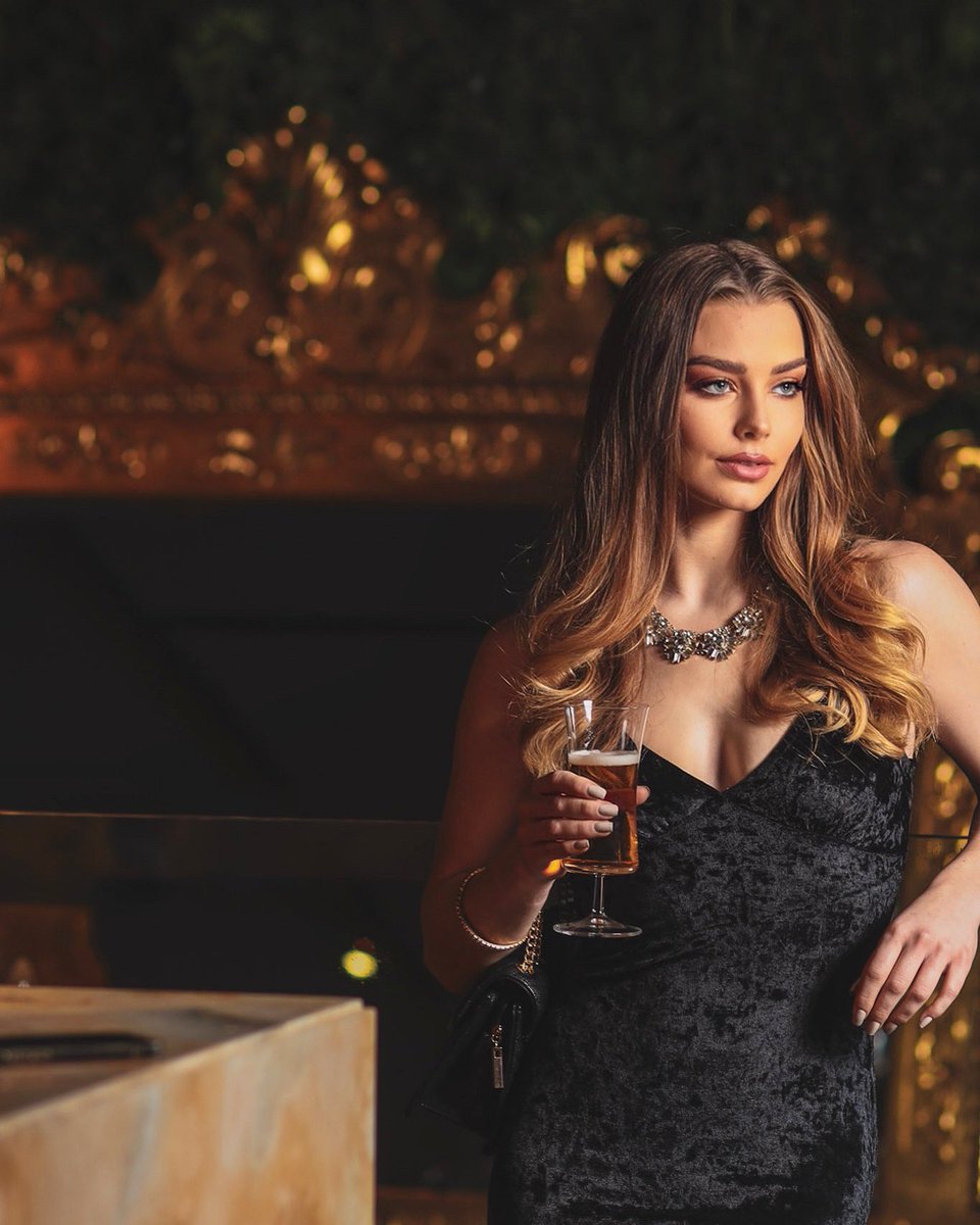 CharlieeNash's tweet photo. The Museum restobar by Karim Wally 🖤 #egypt#zamalek#models https://t.co/jyCr30wsvu