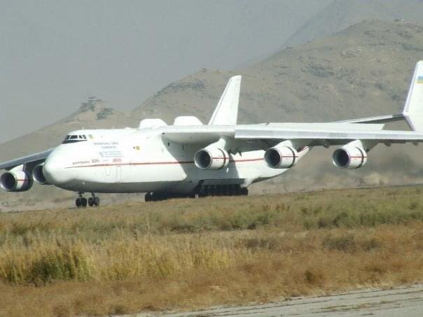 eideticeye's tweet photo. Apparently the AN-225 #mirya has been destroyed at #Hostomel. If true this is a catestrophe for heavy lift aviation. I had the chance to work with it about 15 years ago in Afghanistan, truly an amazing machine. https://t.co/zPE3KYwkID