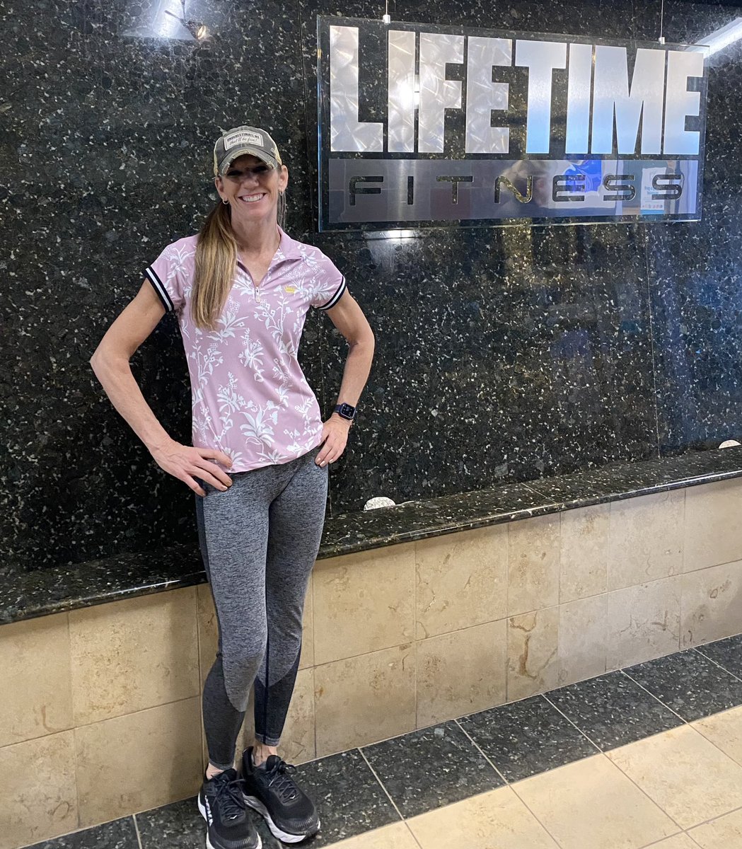 ShannonLWarner's tweet photo. Loved working out in my new spring Kastel Denmark shirt!!!! 
Love this new color!
https://t.co/tlQQDYGAZz
#sportthecrown
@KastelDenmark https://t.co/L6BcnrY7dX