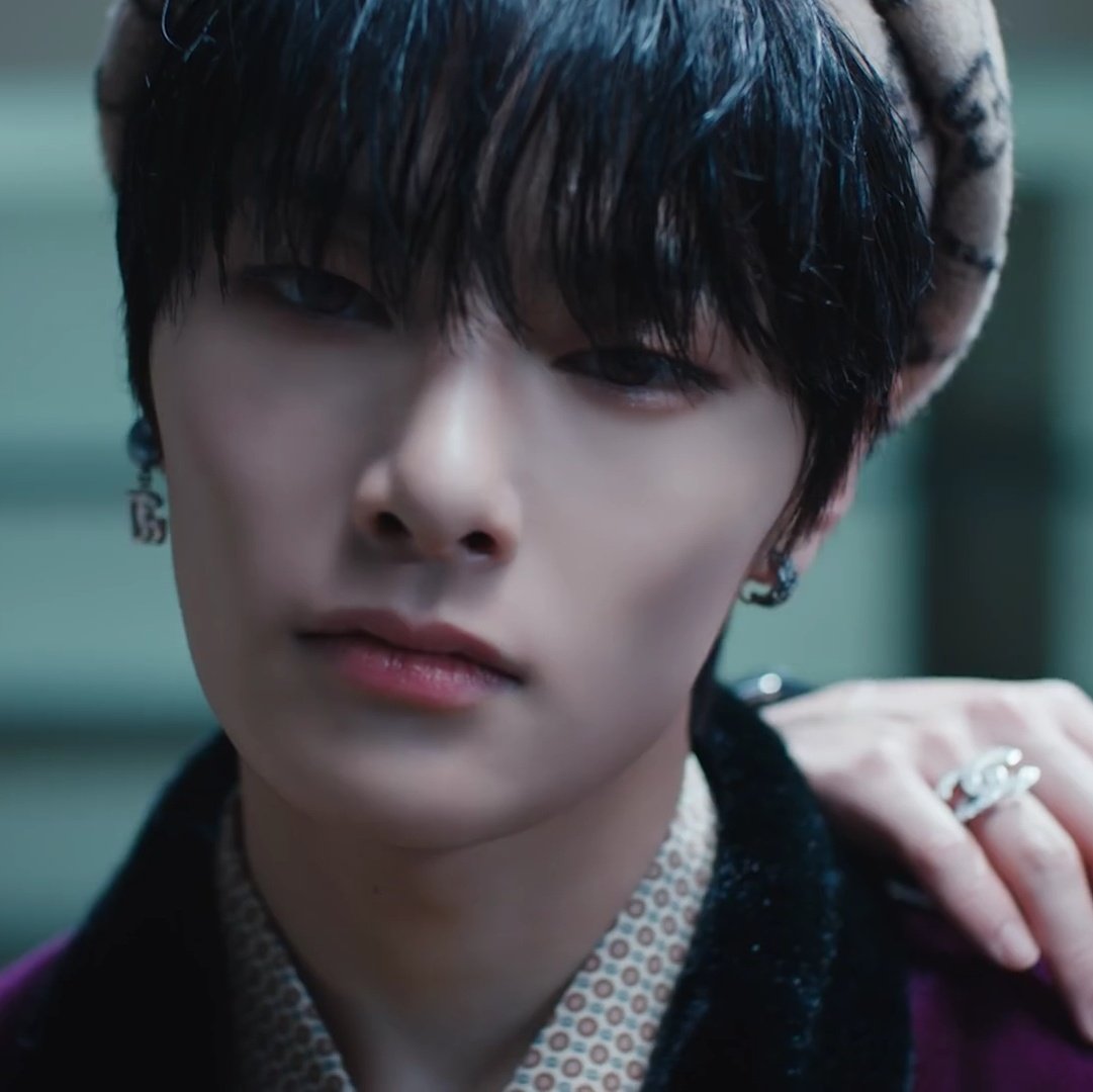 mind_n_time's tweet photo. the new skz squad https://t.co/Py0P1DUdqt