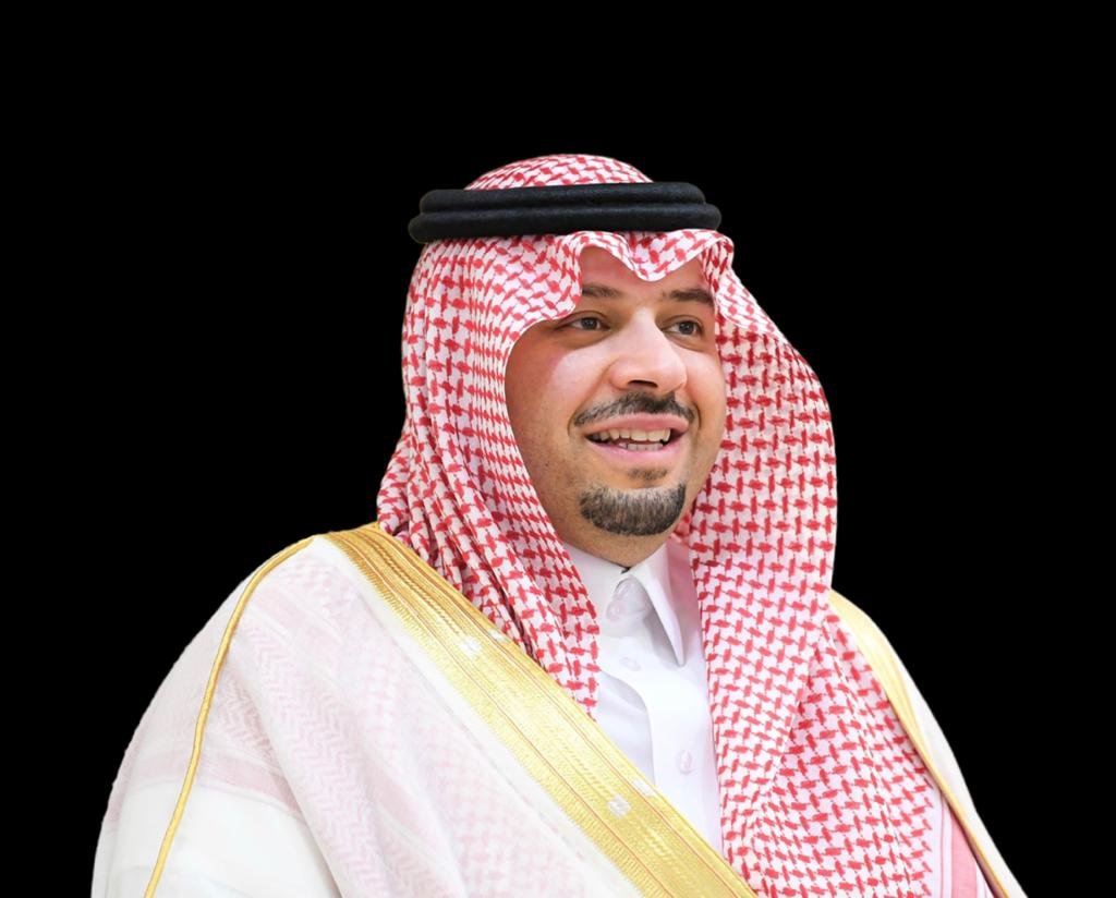 NorthborderSA's tweet photo. سمو أمير منطقة #الحدود_الشمالية يهنئ القيادة بمناسبة اكتشاف "حقل أم خنصر" للغاز الطبيعي في #عرعر.
وأكد سموه حرص خادم الحرمين الشريفين وسمو ولي عهده الأمين - حفظهما الله - على استمرار جهود التنمية والتنويع الاقتصادي وتعزيز مكانة المملكة ودورها الرائد في سوق الطاقة العالمي. https://t.co/hBKgSIAa7U