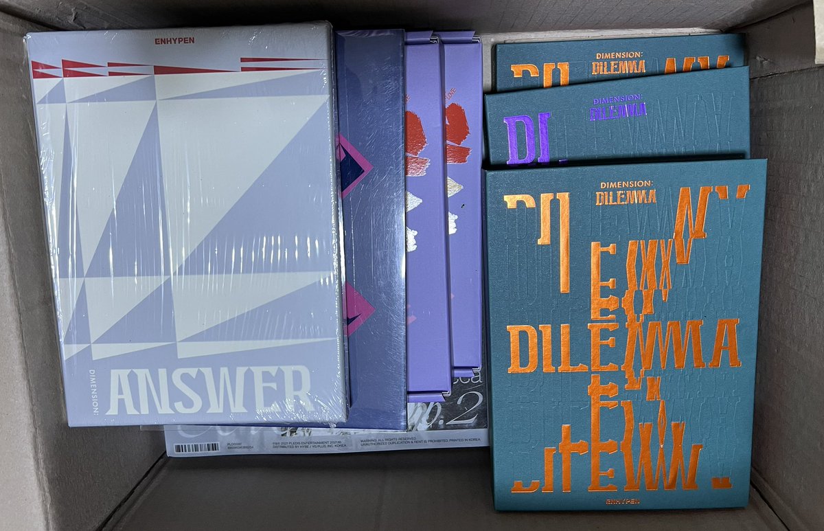 ✨FREE RANDOM UNSEALED ALBUM✨

- follow us, like &amp; rt
- ends in 24hrs