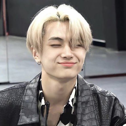 ForMyConstant's tweet photo. try to make him laugh with your jokes because his smile is so priceless. https://t.co/ErIfA6MIFC