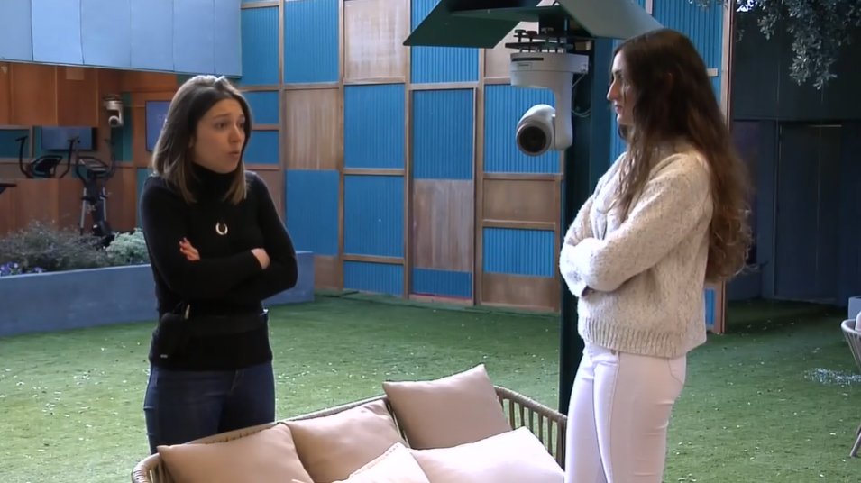 SecretStory_es's tweet photo. Marta (@martajurado94), sobre Nissy (@NissyLahr): "Su rol en la Casa es la cocina y si no es cocina, no hace nada" #Secret27F https://t.co/mABaQl0peW https://t.co/8YTCgeQzli