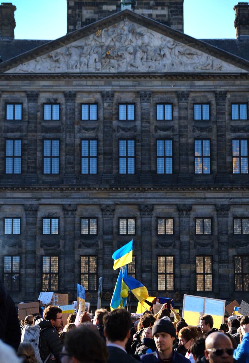 #StandWithUkraine
