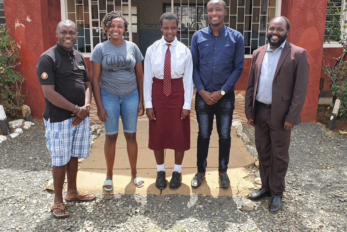 On a recent courtesy visit to our scholar, Quinter Kasudi, from Nandi County. She is currently studying at Kisima Girls in #SamburuCounty. We wish her all the best in her exams!

#thekenyattatrust #transforminglives #education #students #philanthropy #mentorship