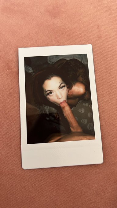 I picked my dad up and forgot I have a Polaroid of me sucking @keatonharrisbmx dick and I had my phone