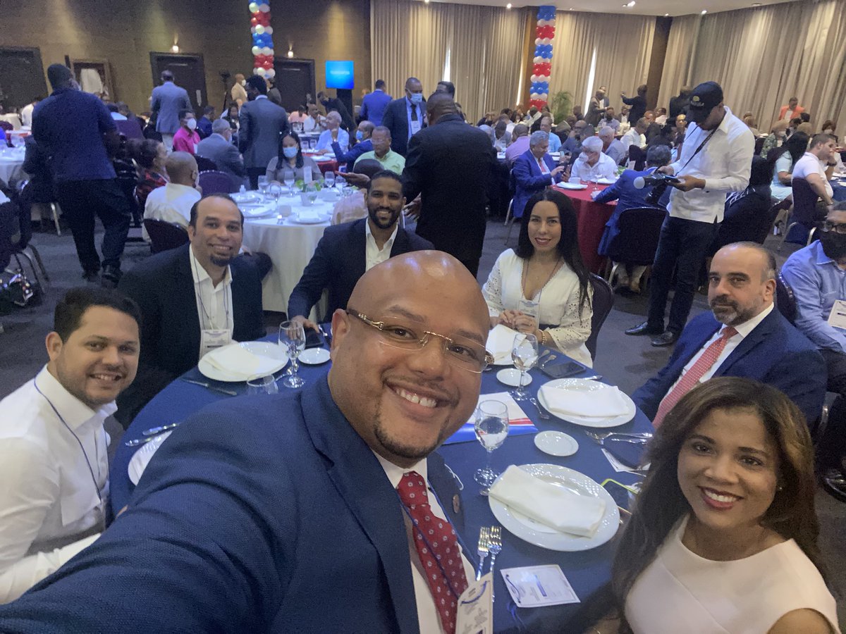 YasserDominguez's tweet photo. Desde la IV Asamblea del @Fopppredom en representación de nuestro @pldenlinea .

Comisionados:
@betzaicious @griselsanchez4 @artuurosantos @ArielGutierrez @avictoriay @ventura 

#PartidosPoliticos #Politica #Partidos #organización #agrupacion #Democracia #Asamblea #fopppredom https://t.co/UJBJBkzePy
