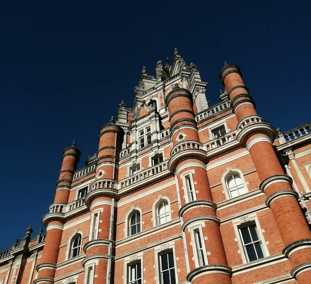 RoyalHolloway's tweet photo. Thank you to everyone who visited us on campus for our Open Day today! If you didn't get a chance to ask all of your questions, you can chat to our students online: https://t.co/pWTMxz7PIP https://t.co/xxnInKwgl4
