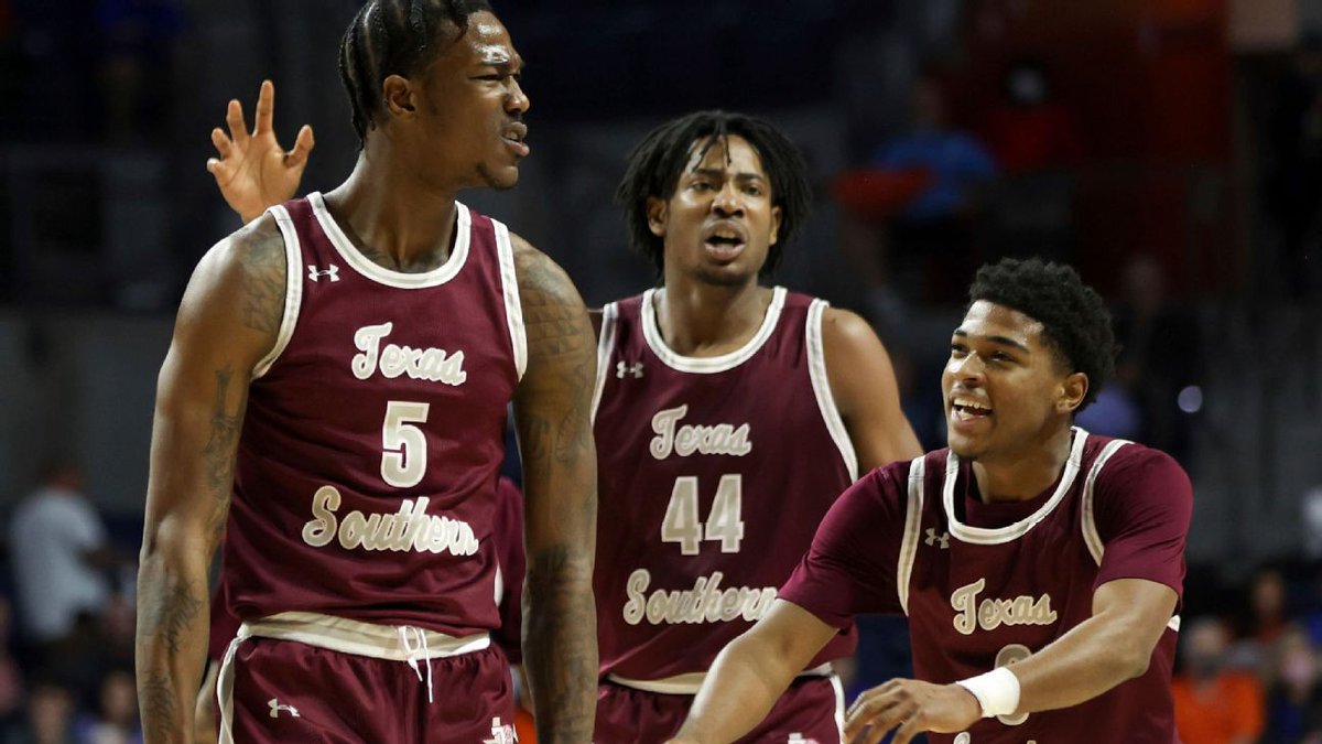 HBCUSports1's tweet photo. HBCU D1 Men's Basketball Top 10

1 Texas Southern
2 Norfolk State
3 Alcorn State
4 Howard University 
5 Florida A&amp;M University
6 North Carolina Central 
7 Alabama A&amp;M University
8 Grambling State
9 Southern University
10 South Carolina St https://t.co/dDvKjWnqYG