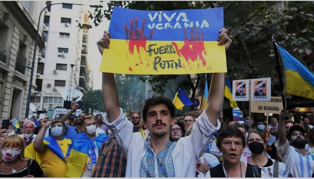 Detritusart's tweet photo. @6elatin Argentina 2 days ago. We are whit Ukraine! https://t.co/goQSSG66vr