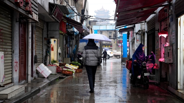 CTVNews's tweet photo. Studies offer further evidence that the coronavirus pandemic began in animals in Wuhan market https://t.co/uk8yL4firM https://t.co/I7VmKSiBAt