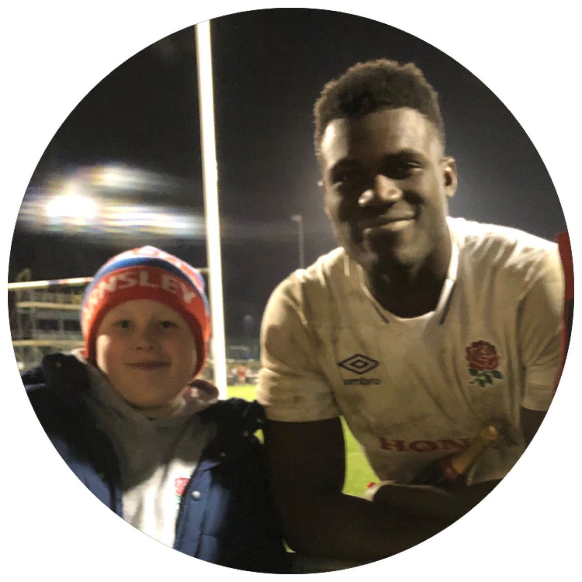 AngieLee_uk's tweet photo. Fabulous weekend of rugby - live u20s @SixNationsRugby England v Wales at @CastleParkDRFC with his new #RugbyIdol #ManOfTheMatch  @emekailione on Friday then playing for the u11s @MiniGriffs Barnsley RUFC v @Dronfieldrugby 
#ProudMum @HighViewYear6 https://t.co/sJH2LW8dFs