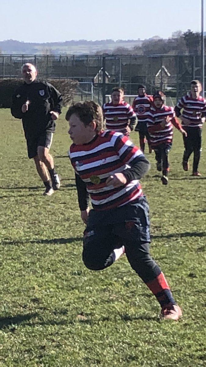 AngieLee_uk's tweet photo. Fabulous weekend of rugby - live u20s @SixNationsRugby England v Wales at @CastleParkDRFC with his new #RugbyIdol #ManOfTheMatch  @emekailione on Friday then playing for the u11s @MiniGriffs Barnsley RUFC v @Dronfieldrugby 
#ProudMum @HighViewYear6 https://t.co/sJH2LW8dFs