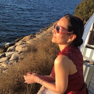 NYCComptroller's tweet photo. Josiel Estrella is a Sr. Advisor for Strategic Communications &amp; Labor Law Public Affairs.

Born in the town of the "Mirabal Sisters", Salcedo.

What she loves about DR: family gatherings, music, dancing, beaches, rivers, and waterfalls! #VisitDR
🇩🇴 https://t.co/Tm2l9KhCWc
