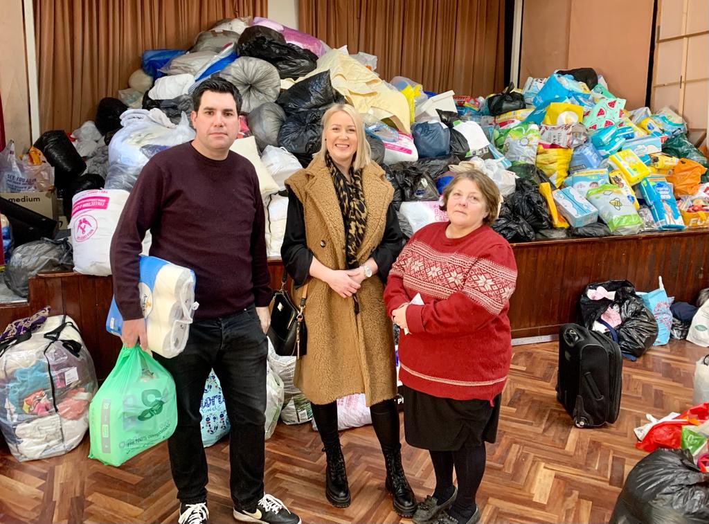 Wonderful to see volunteers from the Leeds Polish Catholic Centre collecting necessities for refugees from Ukraine.

So many people from our diverse community brought blankets, clothes, toilet rolls, nappies, toothbrushes, wet wipes and more.