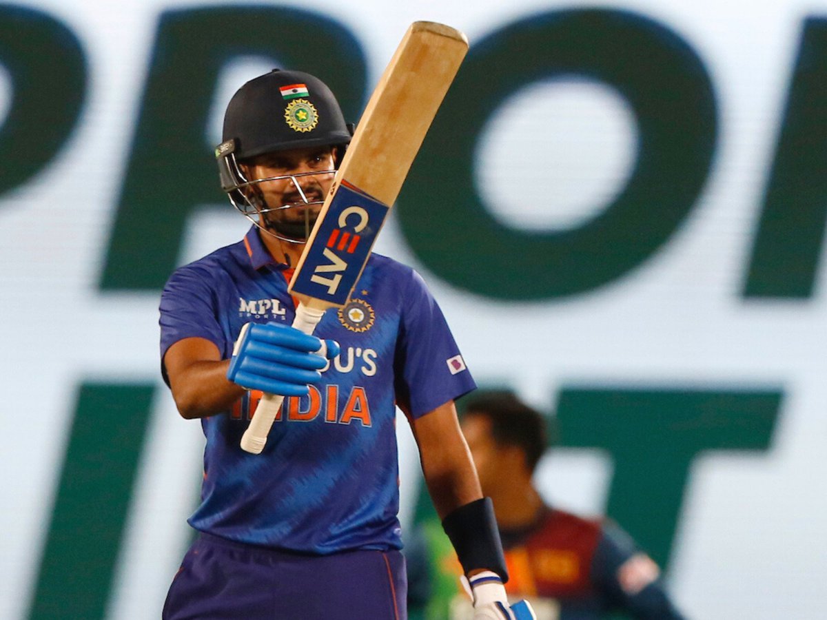 KKRiders's tweet photo. "𝙈𝙖𝙞𝙣 𝙧𝙪𝙠𝙚𝙜𝙖 𝙣𝙖𝙝𝙞" 🔥

📸: BCCI | @ShreyasIyer15 #INDvSL #CricketTwitter https://t.co/p7St1zGR1f