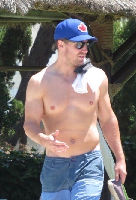 contentiousbow's tweet image. Somewhere in the Caribbean.