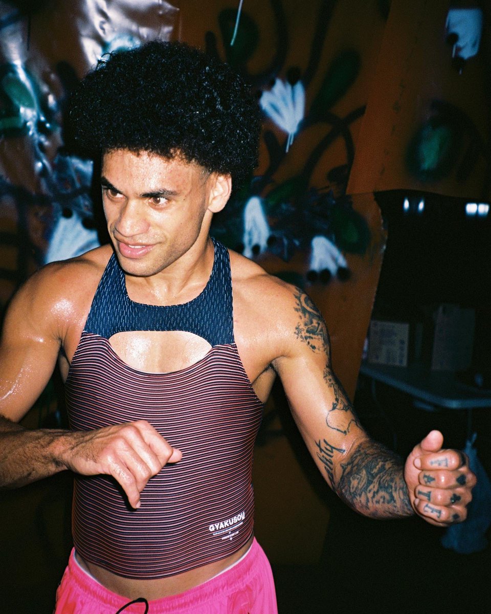 CaptureCharles tweet media