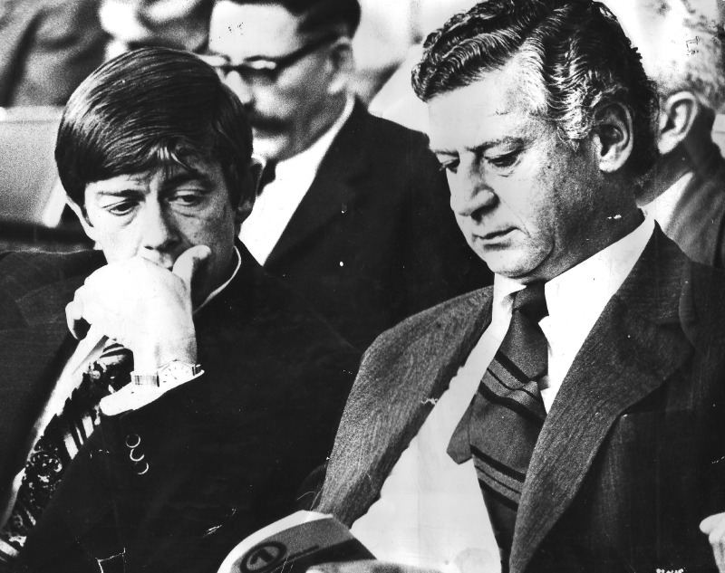 club_irc's tweet photo. CAN YOU NAME THEM #3
From a bloodstock auction sale, late 1970s, can you name the duo?
#namethem #ircquiz @irc #oldlegends #turflegends #joinirc https://t.co/KgKhizp2aT