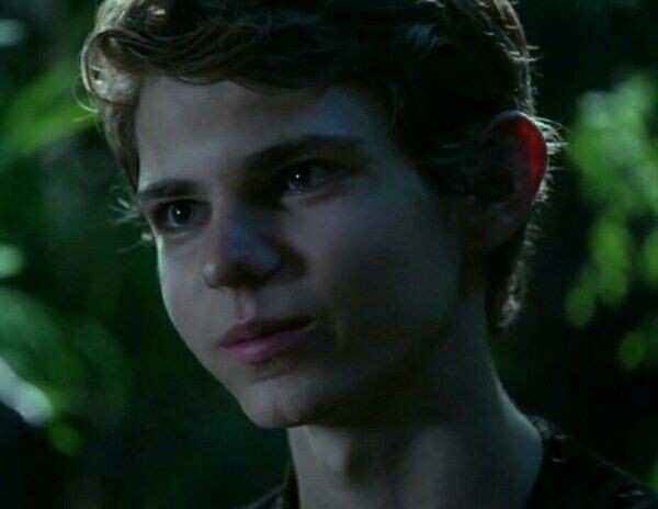 Робби кэй питер пэн однажды в сказке. Робби кэй питер пэн однажды в сказке. Питер пэн однажды в сказке. Питер пэн однажды. Питер пеноднажды в сказке.