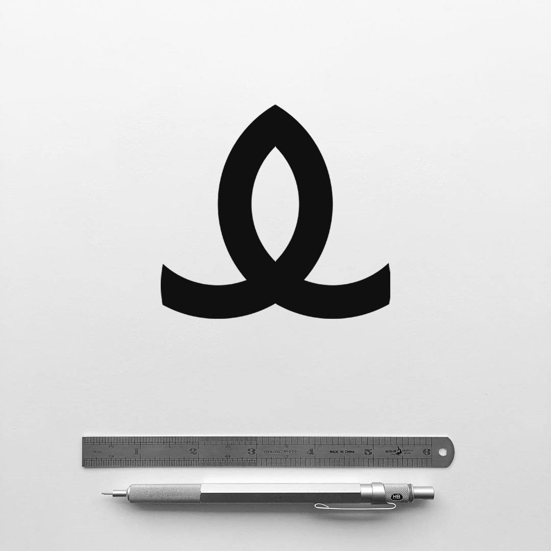 Robertsdesigner's tweet photo. Guess what's coming on this beautiful logo!!

#logoroom #logoawesome #logoexcellent #logodesignershub #logodesignersclub #logomark #logolove #logomakersclub #logodesignersclubquiz https://t.co/vbcwKrHc27