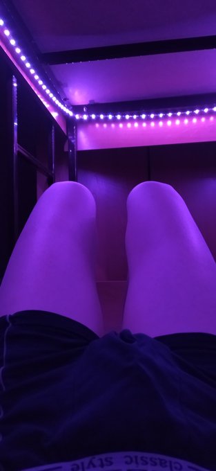 RTX on.

#Femboy #Legs #Underwear #Cute #Sexy #Hot https://t.co/OdBZkBOsQp