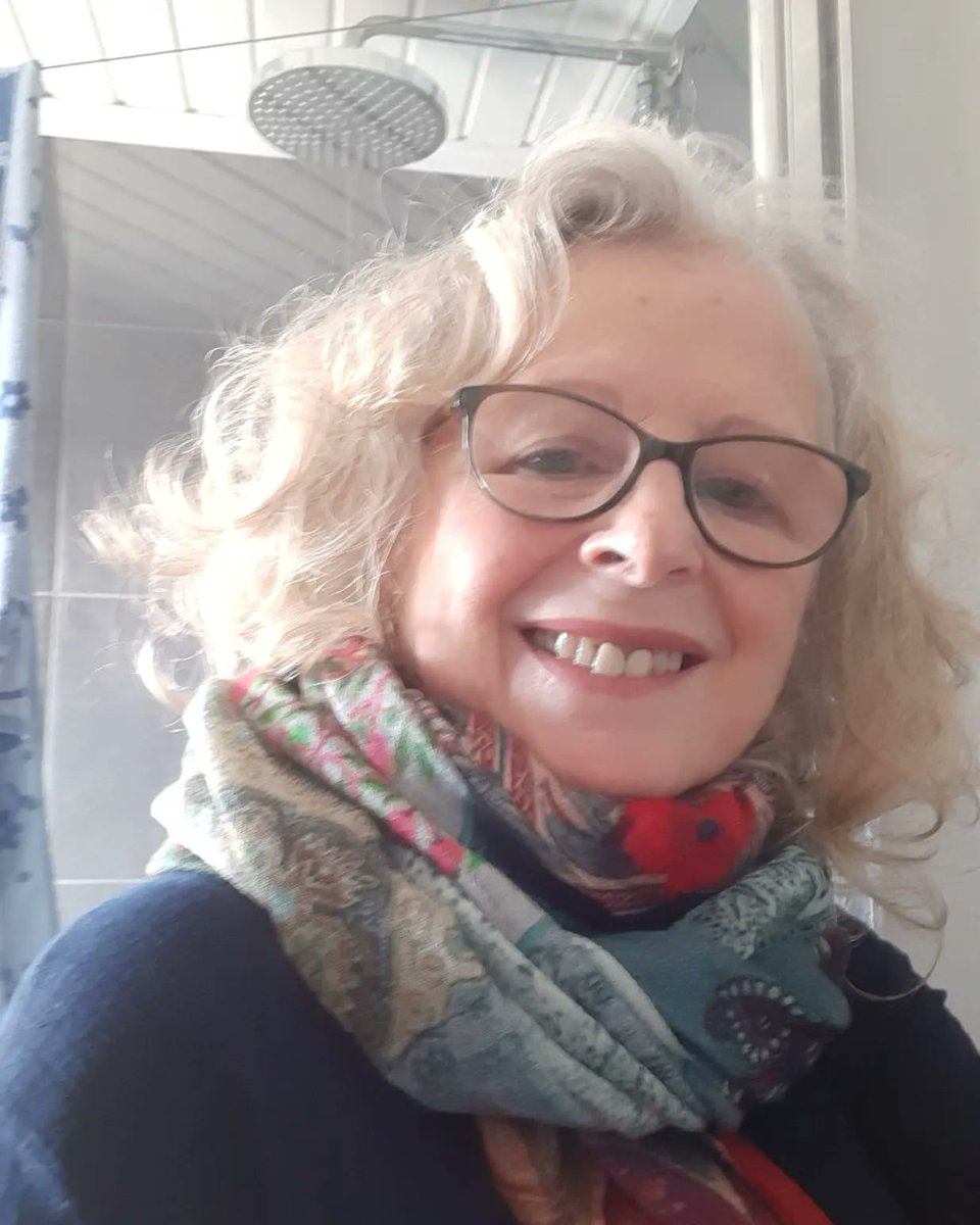UrbanCountryCh1's tweet photo. Loving the pictures thank you @margarethawkins806 
In your lovely new scarf ! 

We are glad you love it 

#ruby #scarf #wool #cashmere #oriental #Accessories https://t.co/6Ctp10S2gg