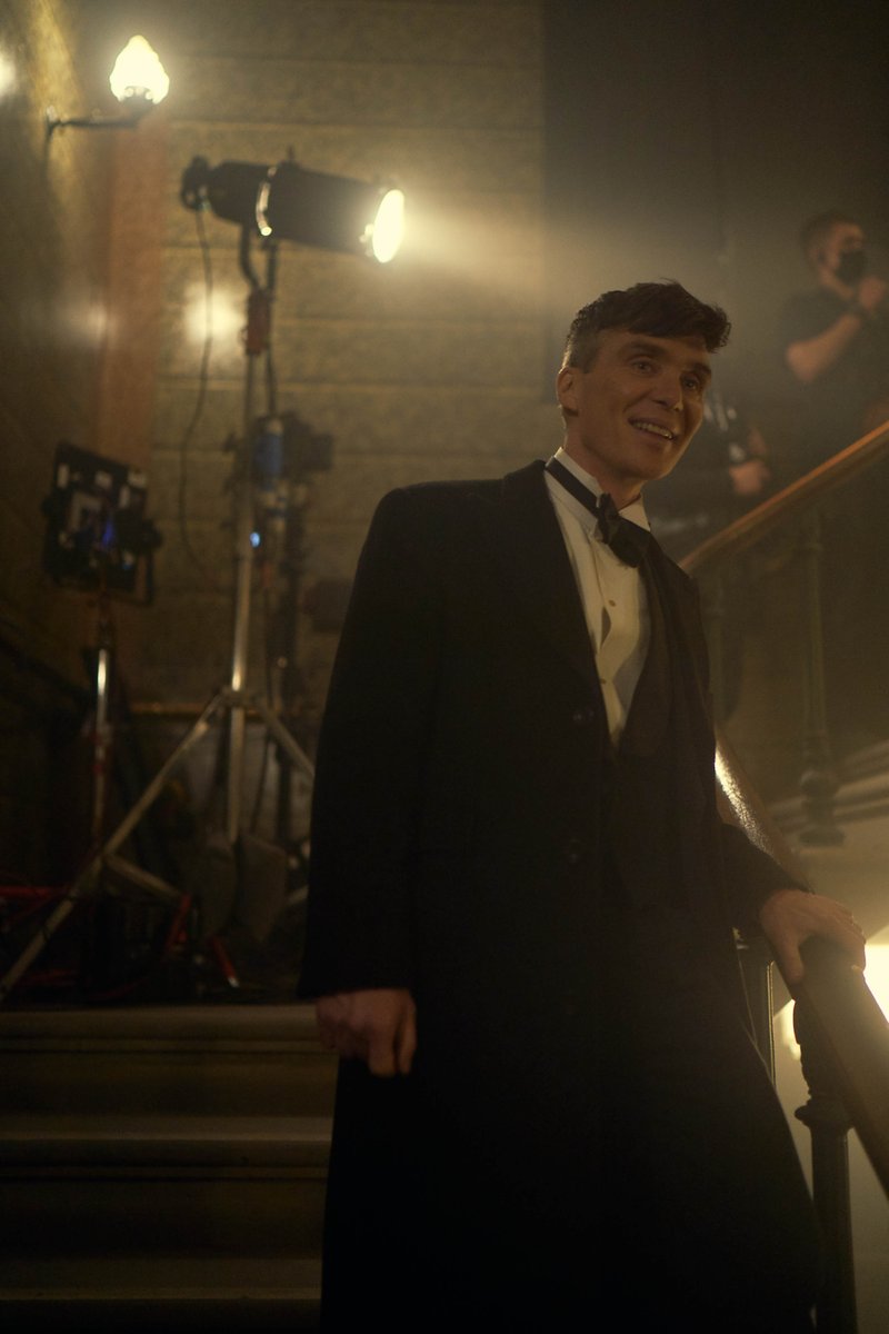 BFI's tweet photo. Premiering now on BFI YouTube 📺 

#PeakyBlinders Q&amp;A with creator and writer Steven Knight, Executive Producer @MandabachTV, Director Anthony Byrne and actors @FinnCole and Sophie Rundle #BFIatHome https://t.co/yvm2lkF7qW https://t.co/bcEoXbWvRh