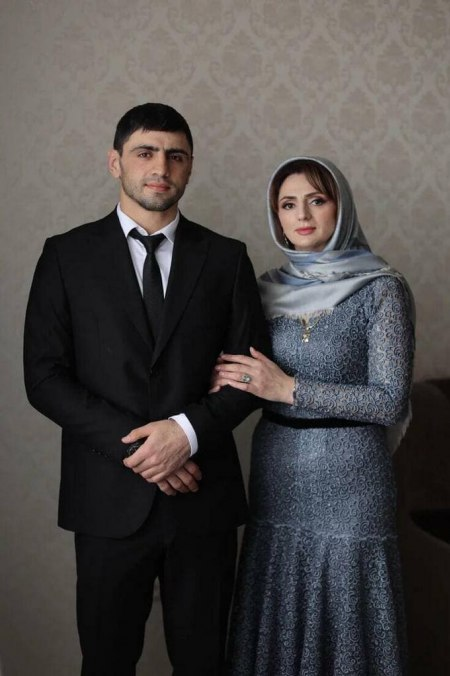 офицер российской армии Нурмагомед Гаджимагомедов подорвал себя гранатой вместе с солдатами украинской армии, окруживших его