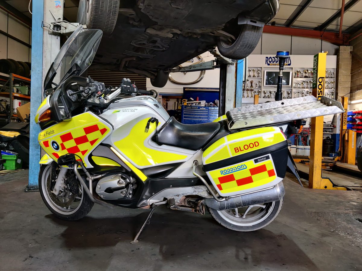 #TeamTheo

This BMW R1200RT (ex white knights blood bike)

ebay.co.uk/itm/1653588855…

is being auctioned off with all proceeds to Sheffield Children's Hospital NHS and Charity 
#TeamTheo 

@Roddisons