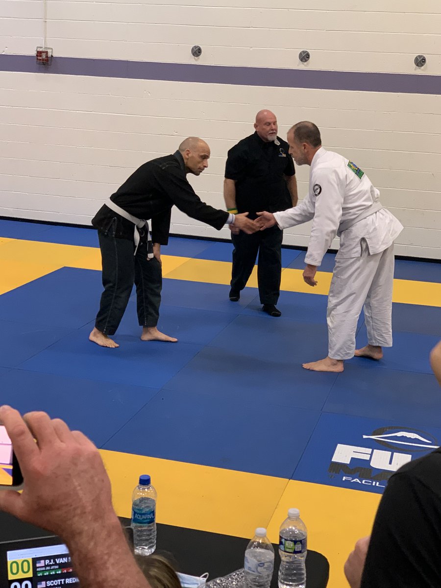 FDLogbook's tweet photo. Episode 38 - How Jiu Jitsu helps firefighters overcome the physical and mental aspects of the job. Come roll with us at https://t.co/IFCTrjHYrJ, on Instagram @aegis_jiu_jitsu.
https://t.co/qCEPb9vUvc https://t.co/QmASJLEi8N