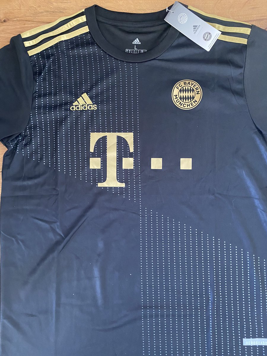 Merci à <a href="/FifaMaxoff/">FifaMax 🎮⚽</a> pour le maillot offert ! Le meilleur orga pour des tournois FIFA de qualité 💪