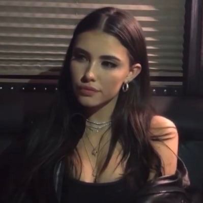 BEERARCHlVE's tweet photo. madison beer. https://t.co/5YWtIeANV7