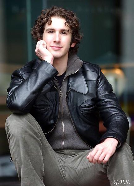 Happy Birthday to Josh Groban . 