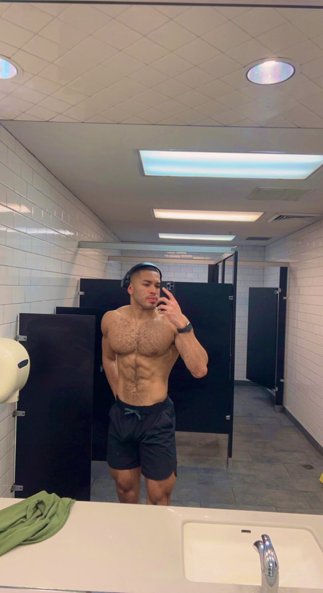 Yin and Yang 🍆😈🍆 (@ATaleOfTwoTops) | Twitter