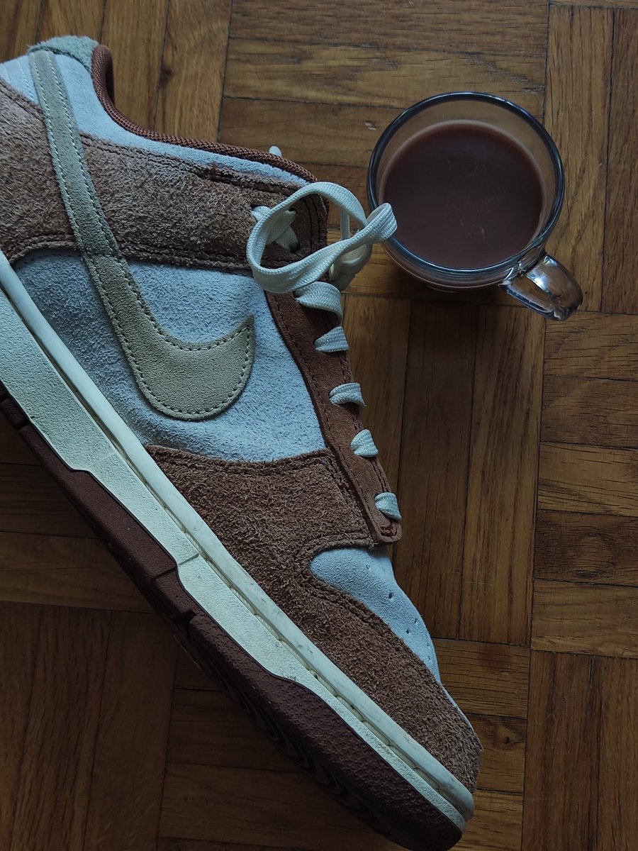 #Curry #dunk #CoffeeTime #chill #Browns #dunkcurry