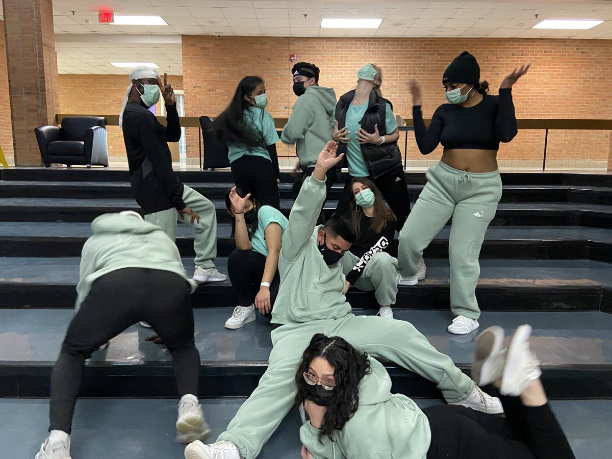 CREWcialVA's tweet image. Thank you @mozaicdance for another successful Coalescence 🙏🏾