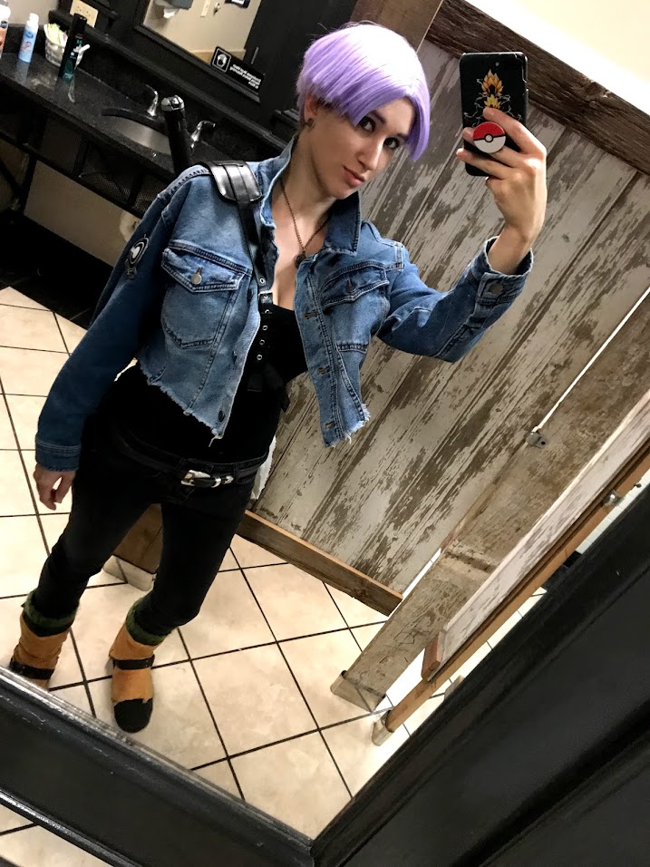 BulmaBug's tweet photo. My foray into Future Trunks cosplay. #futuretrunks #futuretrunkscosplay #dbz #dbzcosplay https://t.co/hAesmpzoJk