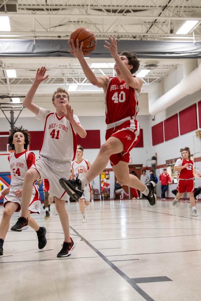 StaceykinSTL's tweet photo. Catching some air 🏀🏀🏀#cyc #funleague Nice job KK https://t.co/9fVuaptNuT
