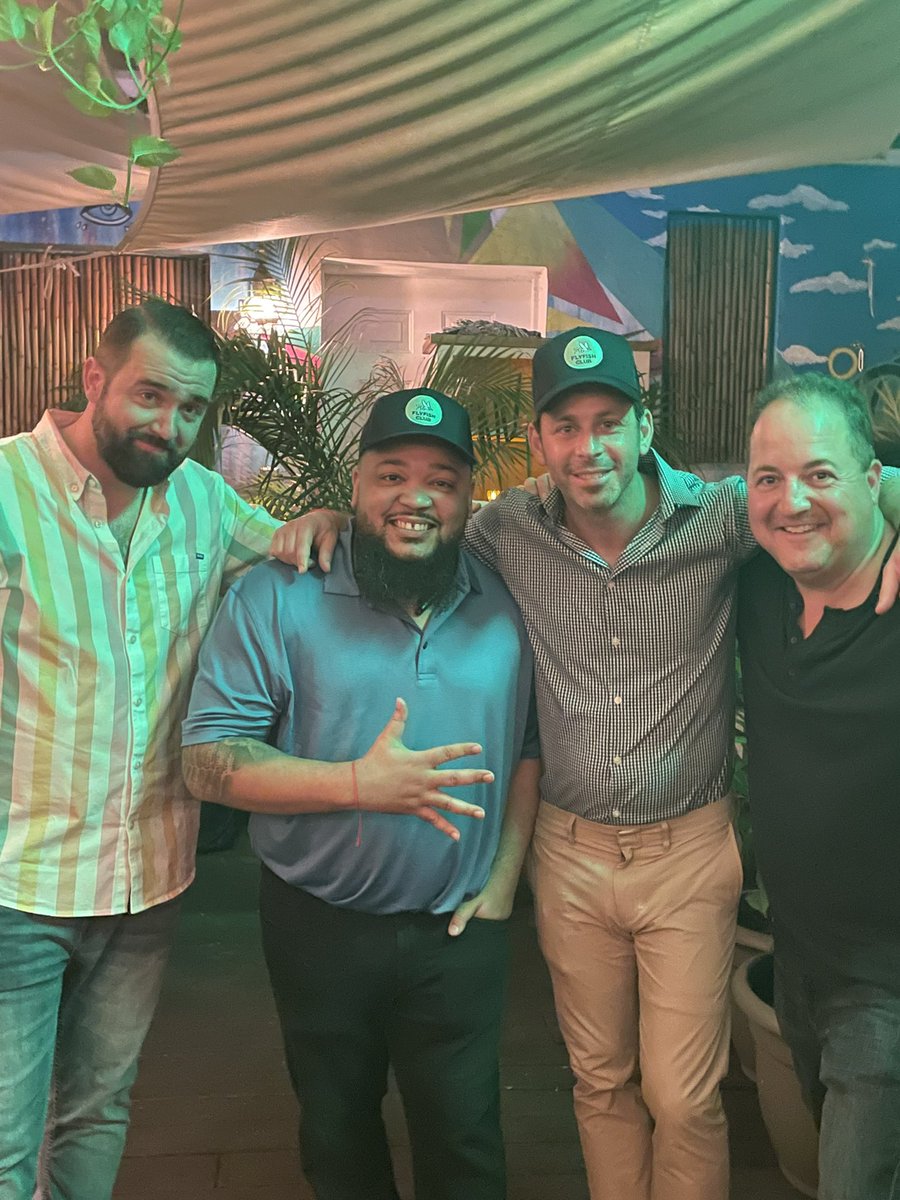VeteranDP's tweet photo. @Flyfishclub #NFT bubbleboat gathering this weekend was AMAZING. Real founders &amp; a genuine community of professionals sharing an IRL moment. No speculation just a proven track record in hospitality from the @thevcrgroup This was a sample of the future. FFC will be groundbreaking https://t.co/jsSiS0TiGI
