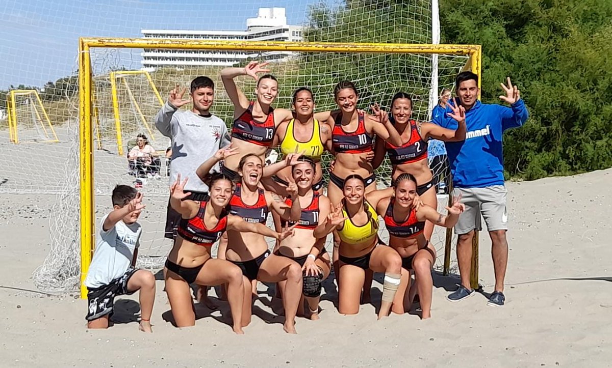 🏆 ¡IFES tricampeón de la Copa Argentina de Beach Handball en la rama femenina! 🇦🇷