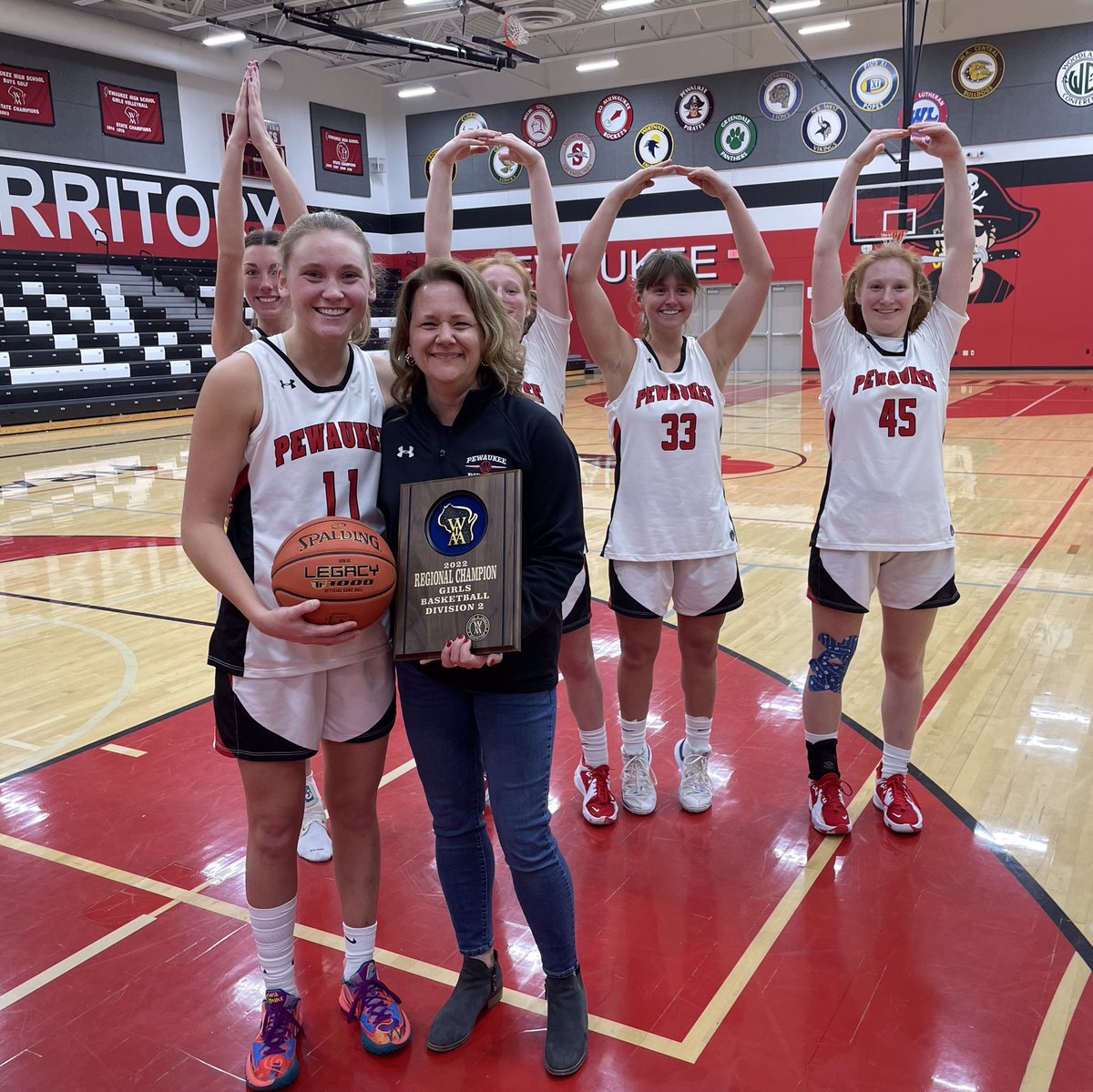 In addition to last-night’s team accomplishment, a great individual achievement was made: Congrats to Sarah Newcomer on crossing the 1000-pt threshold!