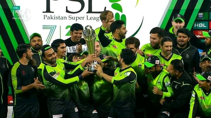 Wukai90's tweet photo. 7 Long Years Waiting for this moment #Winfinal #winpsl @lahoreqalandars Finnaly We The Champs 🔥 https://t.co/Ze7Ky0Y8KF