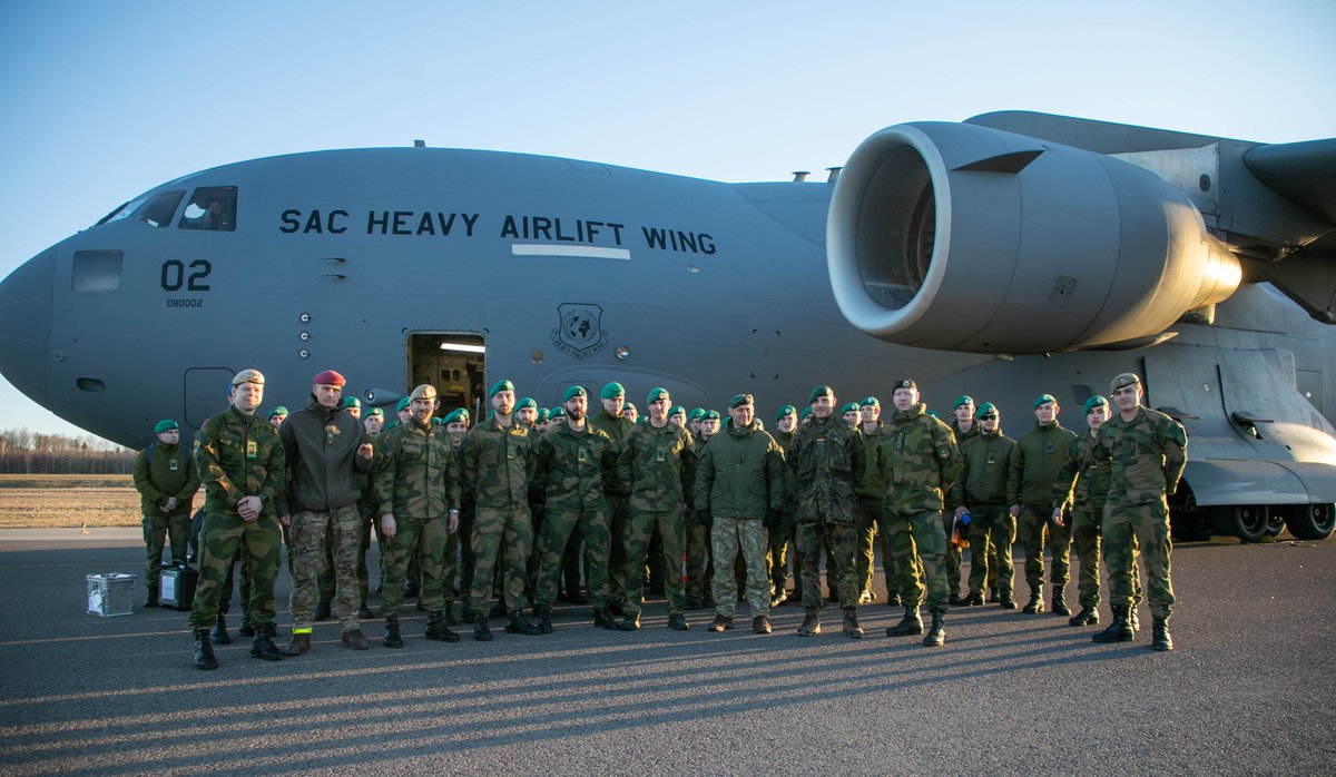 mnbg_lithuania's tweet photo. New🇳🇴 reinforcements for #eFP Battle Group 🇱🇹. 
An additional Mechanized Infantry Platoon makes us even #StrongerTogether.
#WeAreNATO #ready11united #5YearsAsOne https://t.co/qMX9ZKdK1G