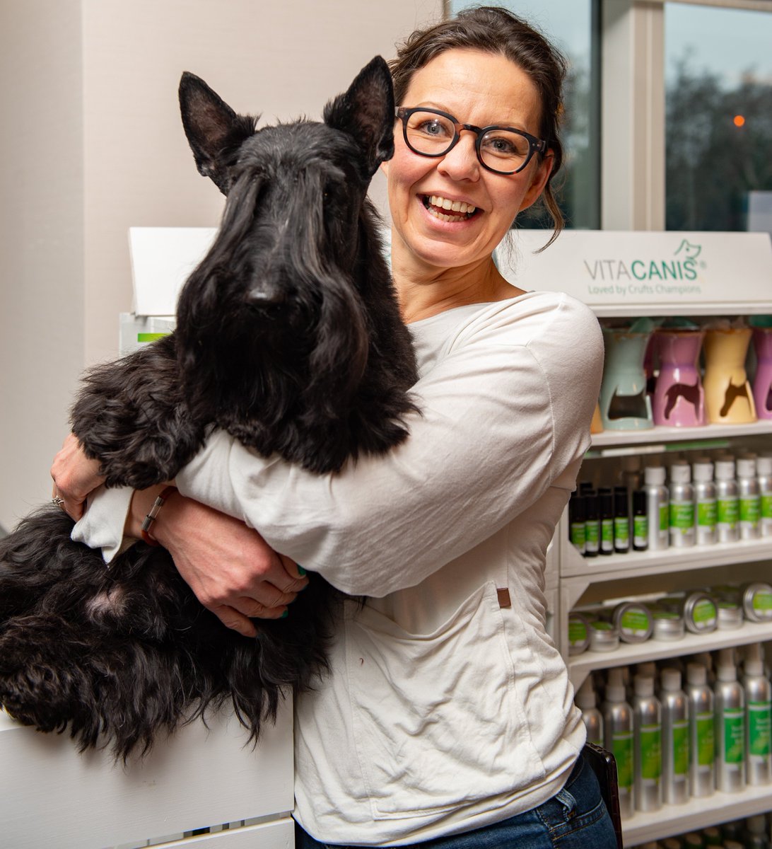 Hi <a href="/TheoPaphitis/">Theo Paphitis</a>, I'm Jitka, the founder of <a href="/canis_vita/">Vita Canis</a> I'm a 🐶mad &amp; I've been in the dog grooming industry for over 20 years. Seeing many dogs with anxiety, itchy skin, etc inspired me to study aromatherapy &amp; make my range of natural products. It would mean🌍 to me to win #SBS