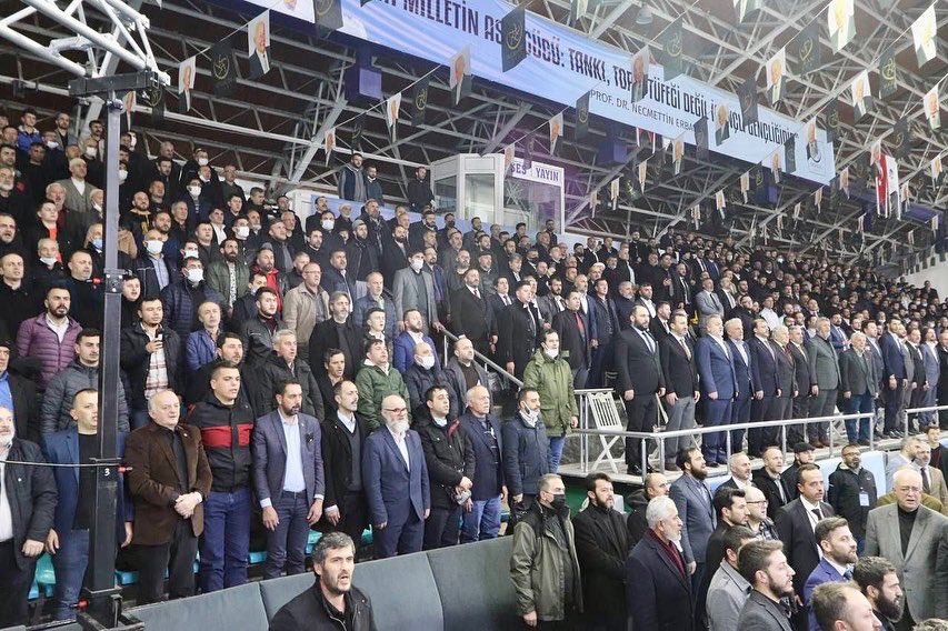 rprefahpartisi's tweet photo. Genel Başkanımız Dr. Fatih Erbakan’ın katılımıyla, Milli Görüş Lideri Merhum Prof. Dr. Necmettin Erbakan Hocamızı anma ve anlama programı Sakarya'da gerçekleştirildi. Programa katılan tüm misafirlere teşekkür ediyoruz. https://t.co/KQzKIeJUys